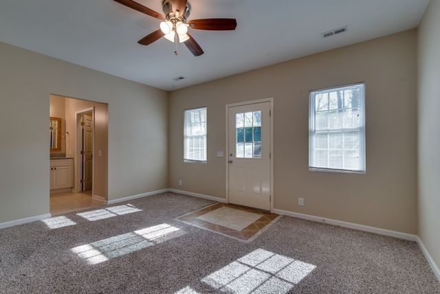 126 Tallwood Dr, Nashville, TN 37211