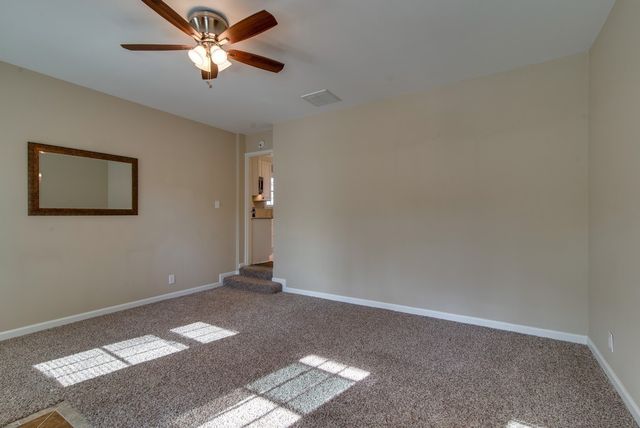 126 Tallwood Dr, Nashville, TN 37211