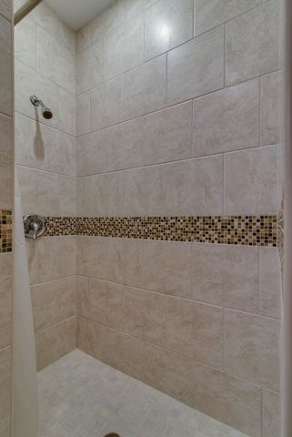 126 Tallwood Dr, Nashville, TN 37211