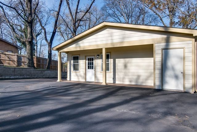 126 Tallwood Dr, Nashville, TN 37211