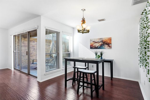 30 Park Lane, Bedford, TX 76021