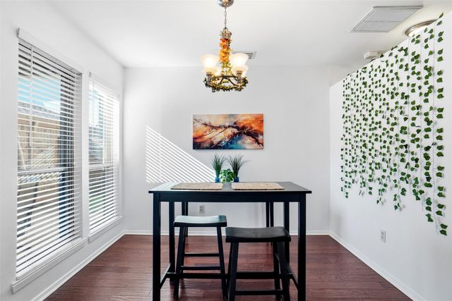 30 Park Lane, Bedford, TX 76021