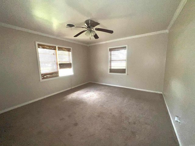 201 E Wiley Street, Star City, AR 71667