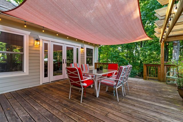 12 Old Hickory Lane, Signal Mountain, TN 37377