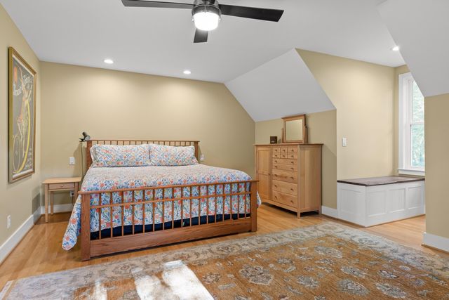 12 Old Hickory Lane, Signal Mountain, TN 37377