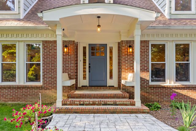 12 Old Hickory Lane, Signal Mountain, TN 37377
