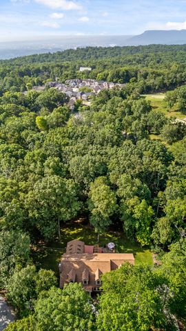 12 Old Hickory Lane, Signal Mountain, TN 37377