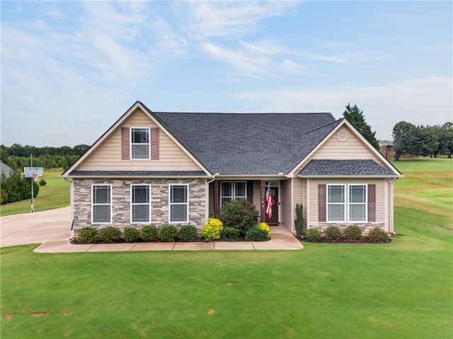 545 Weatherly Road, Inman, SC 29349