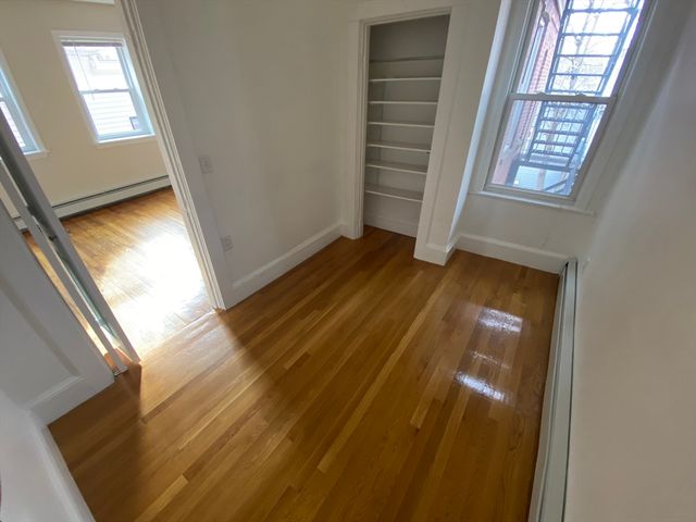 26 Pinckney 4, Somerville, MA 02145