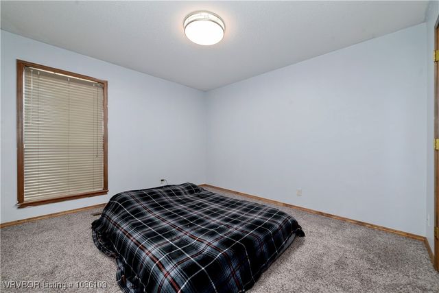 2929 Meadow Creek, Van Buren, AR 72956