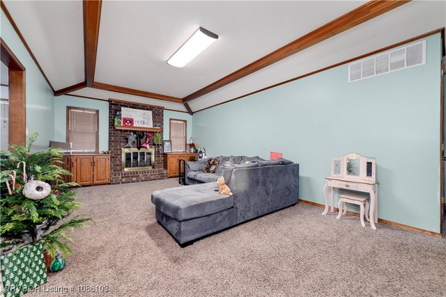 2929 Meadow Creek, Van Buren, AR 72956