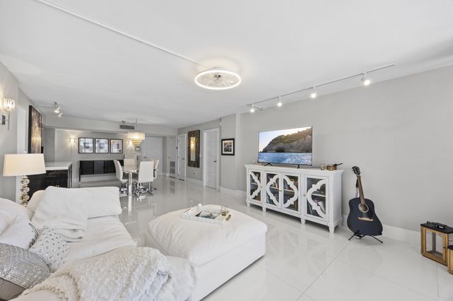 3546 S Ocean Boulevard 504, South Palm Beach, FL 33480