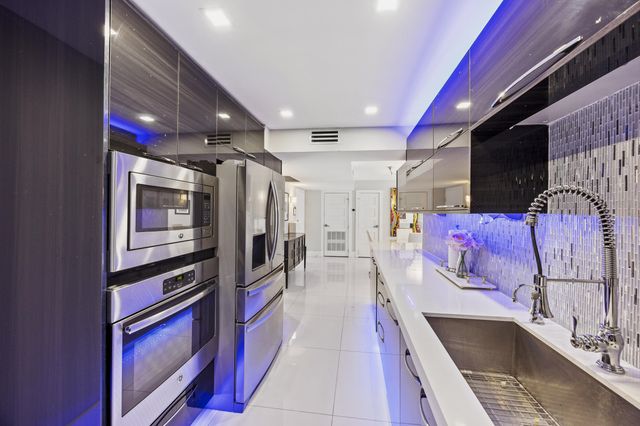 3546 S Ocean Boulevard 504, South Palm Beach, FL 33480