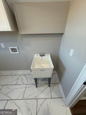 1205 Rocky Creek Road, Locust Grove, GA 30248