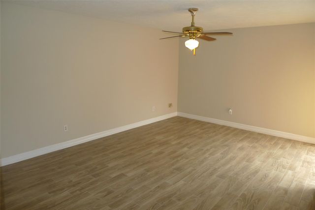 14223 Whitecross Drive, Houston, TX 77083