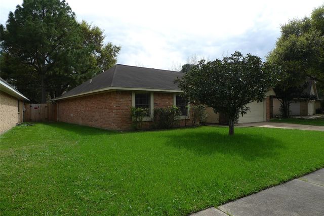 14223 Whitecross Drive, Houston, TX 77083
