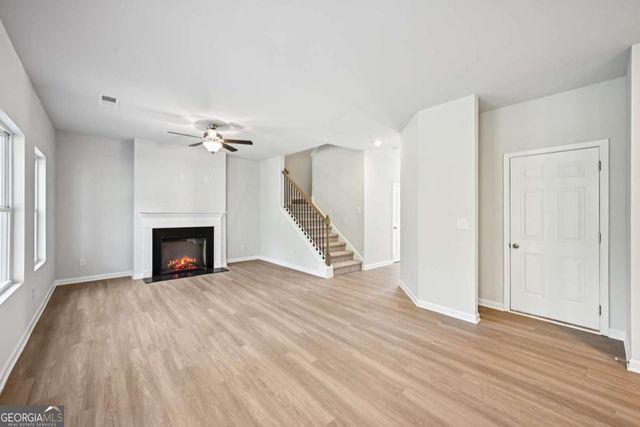 342 Lanier Circle, Woodstock, GA 30189