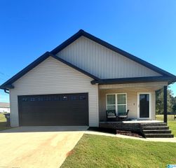 257 HAWK PASS, Anniston, AL 36207