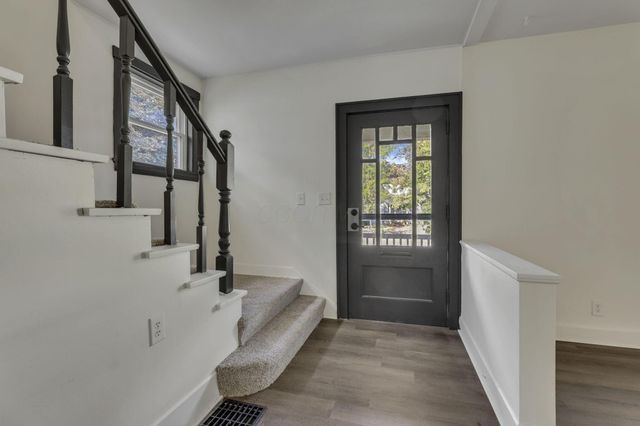 141 S Kensington Place, Springfield, OH 45504