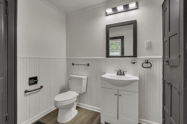 141 S Kensington Place, Springfield, OH 45504