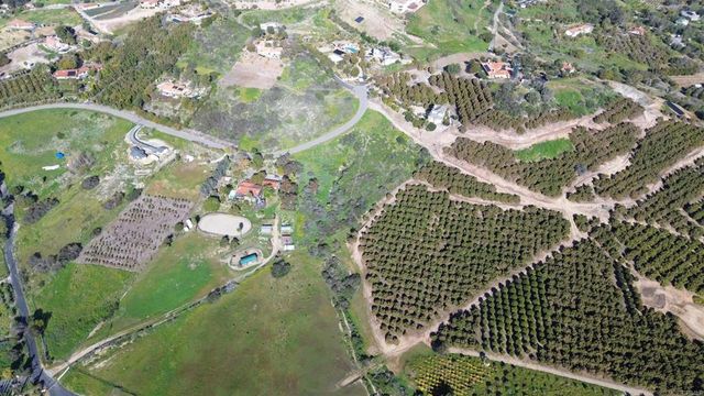 1560 Camino Corto, Fallbrook, CA 92028