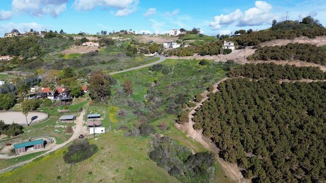 1560 Camino Corto, Fallbrook, CA 92028