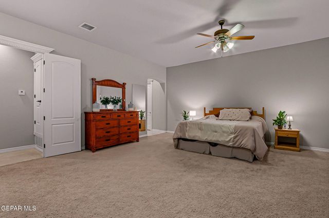 5512 Woodfield Drive, El Paso, TX 79932