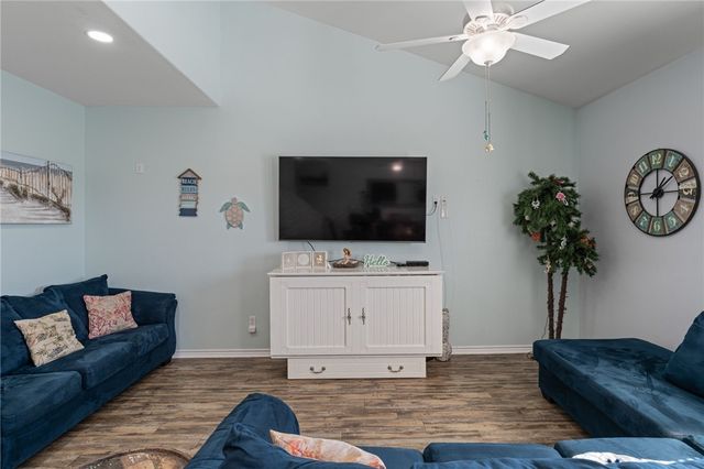 15111 Beach Country Dr, Corpus Christi, TX 78418