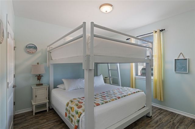 15111 Beach Country Dr, Corpus Christi, TX 78418