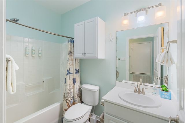 15111 Beach Country Dr, Corpus Christi, TX 78418