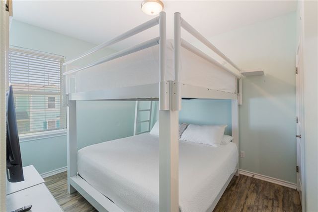 15111 Beach Country Dr, Corpus Christi, TX 78418