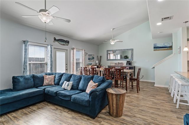 15111 Beach Country Dr, Corpus Christi, TX 78418