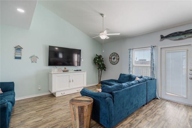 15111 Beach Country Dr, Corpus Christi, TX 78418