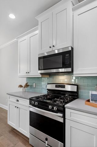 1089 Fort Johnson Road, Charleston, SC 29412