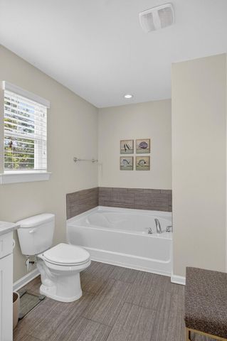 1089 Fort Johnson Road, Charleston, SC 29412