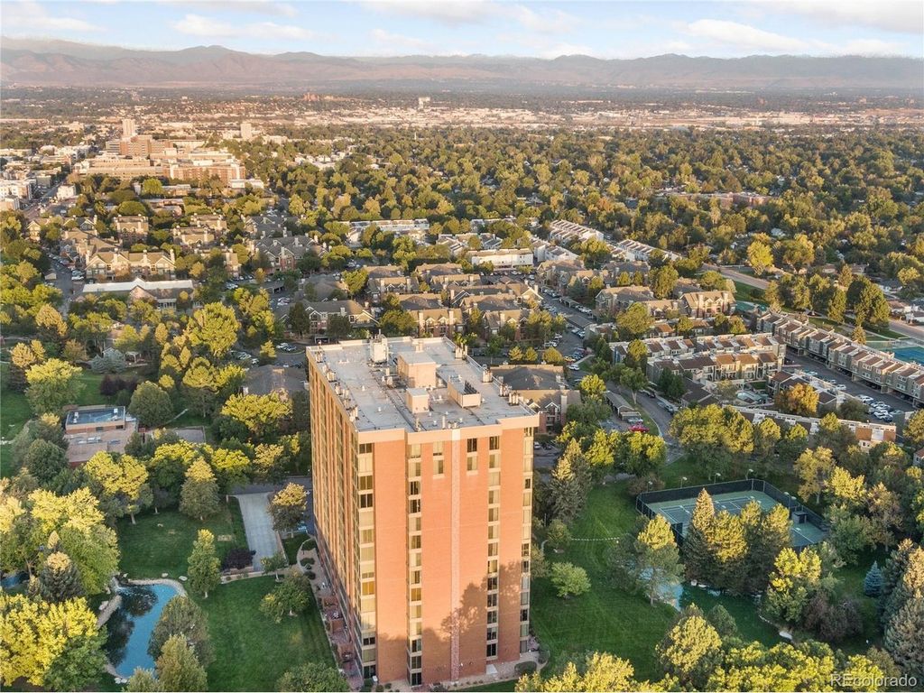1900 E Girard Pl 406, Englewood, CO 80113