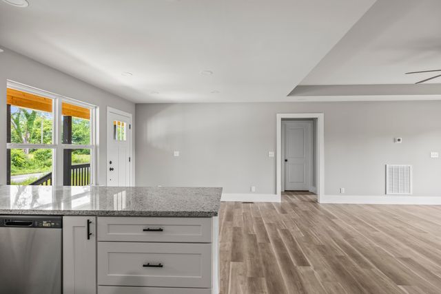 2496 Old York Highway, Dunlap, TN 37327