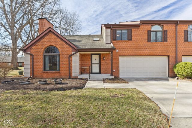 9271 Golden Leaf Way, Indianapolis, IN 46260