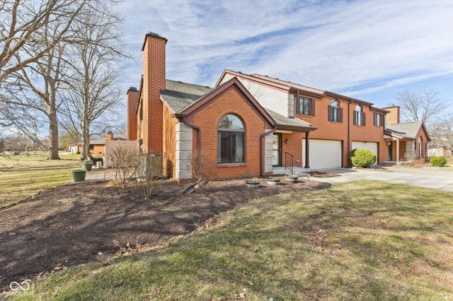9271 Golden Leaf Way, Indianapolis, IN 46260
