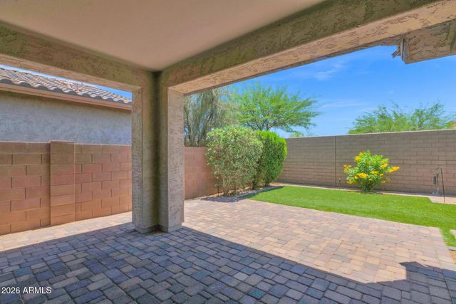 10631 E WAVELENGTH Avenue, Mesa, AZ 85212