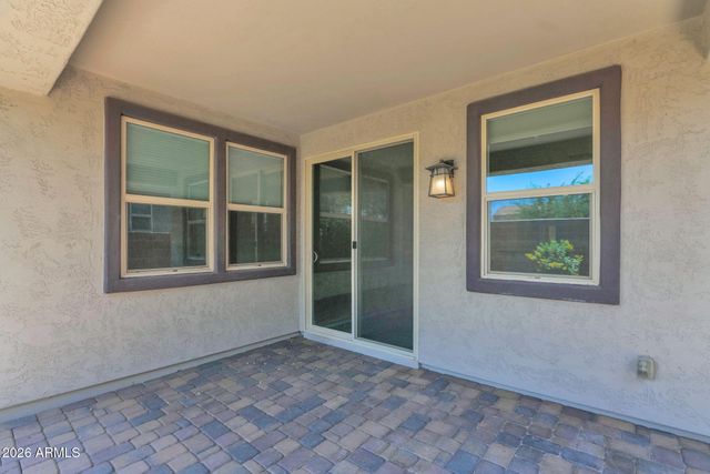 10631 E WAVELENGTH Avenue, Mesa, AZ 85212