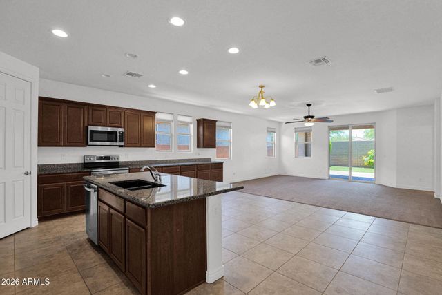 10631 E WAVELENGTH Avenue, Mesa, AZ 85212