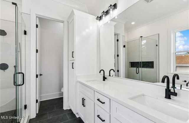 37 Good Street, Bay Saint Louis, MS 39520