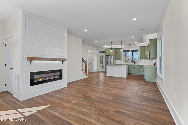 104 Timbercrest Lane, Clinton, TN 37716