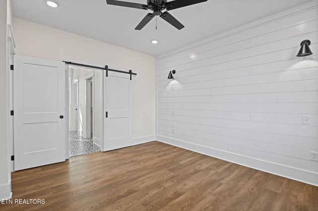 104 Timbercrest Lane, Clinton, TN 37716