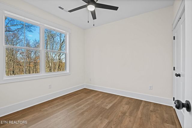 104 Timbercrest Lane, Clinton, TN 37716