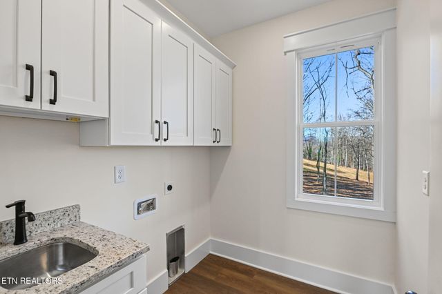 104 Timbercrest Lane, Clinton, TN 37716