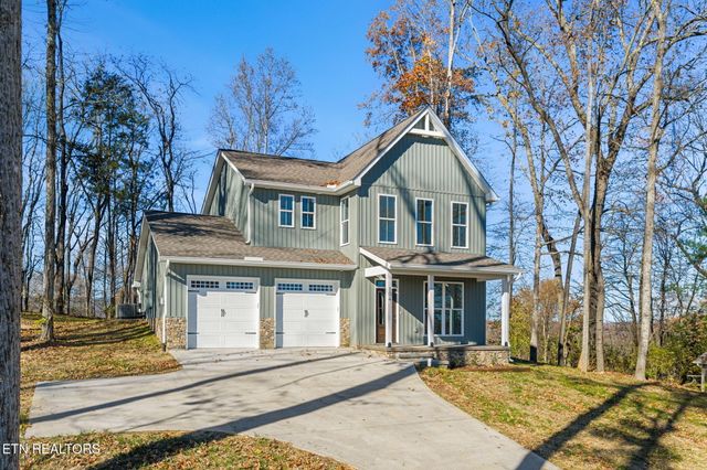 104 Timbercrest Lane, Clinton, TN 37716