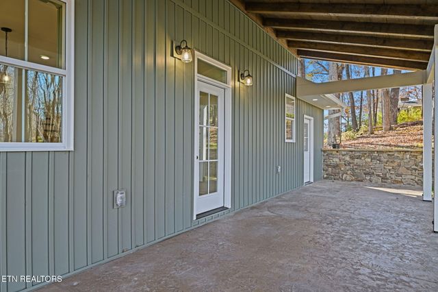 104 Timbercrest Lane, Clinton, TN 37716