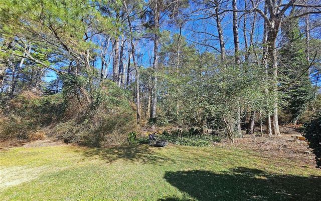 1081 New Gibraltar Square, Stone Mountain, GA 30083